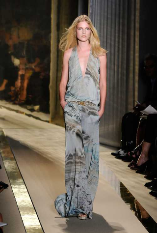Illustration for article titled Fashion Show: Donna Karan